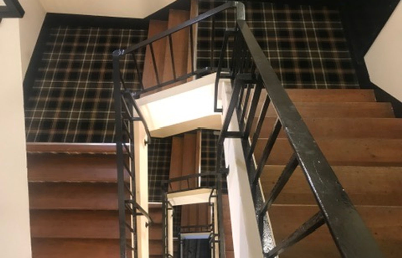 Carpet and flooring installation
